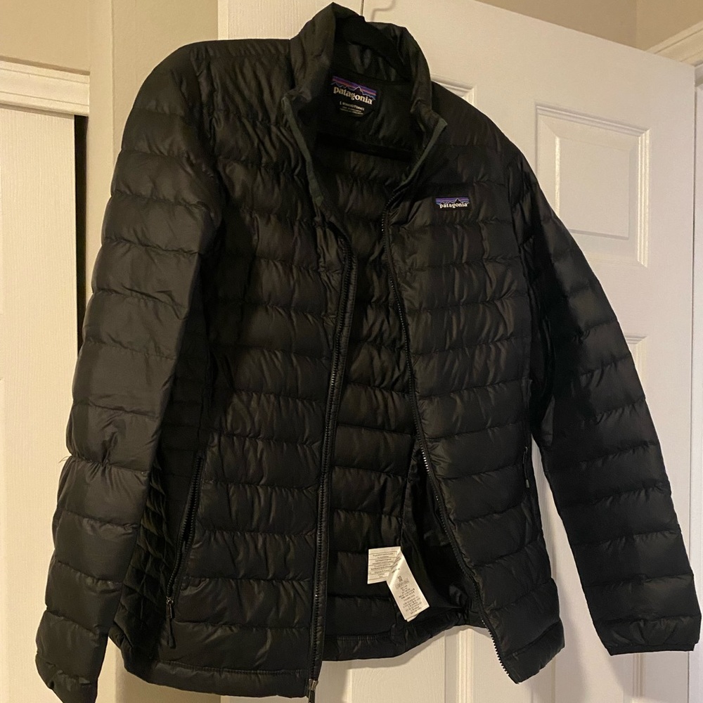 Black Patagonia puffer jacket